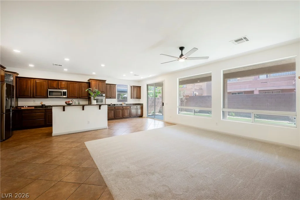 8735 Mount Mira Loma, Las Vegas, NV 89178