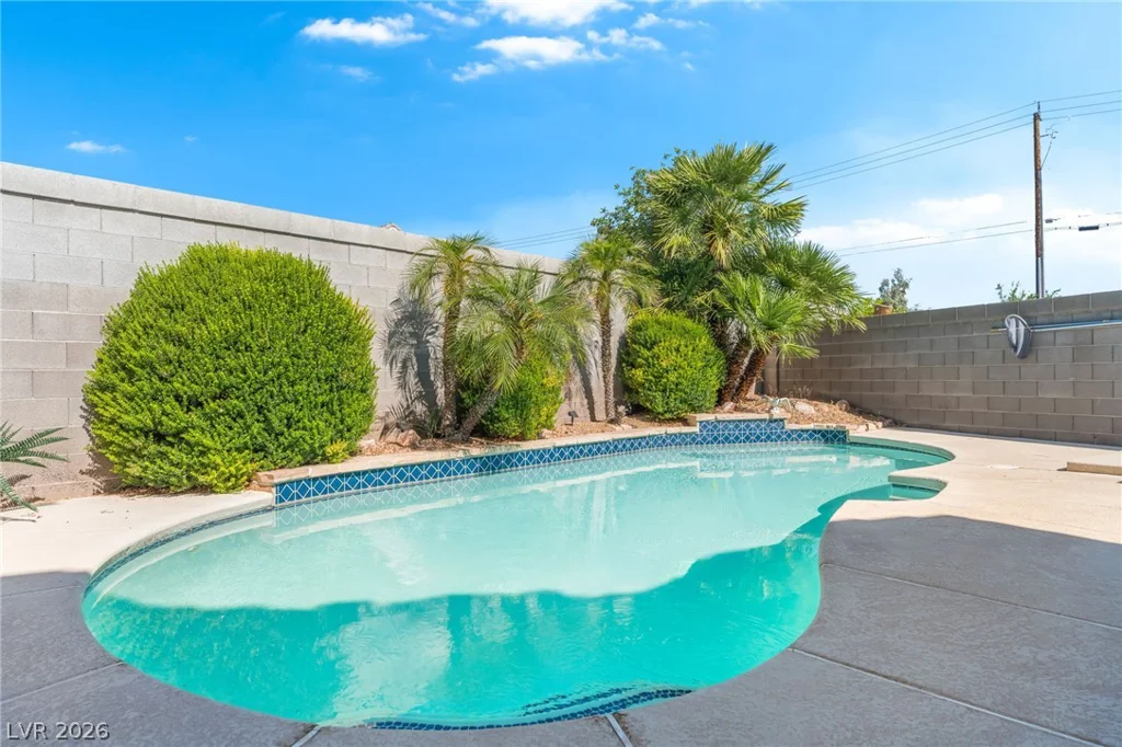 5135 Zapata, North Las Vegas, NV 89031
