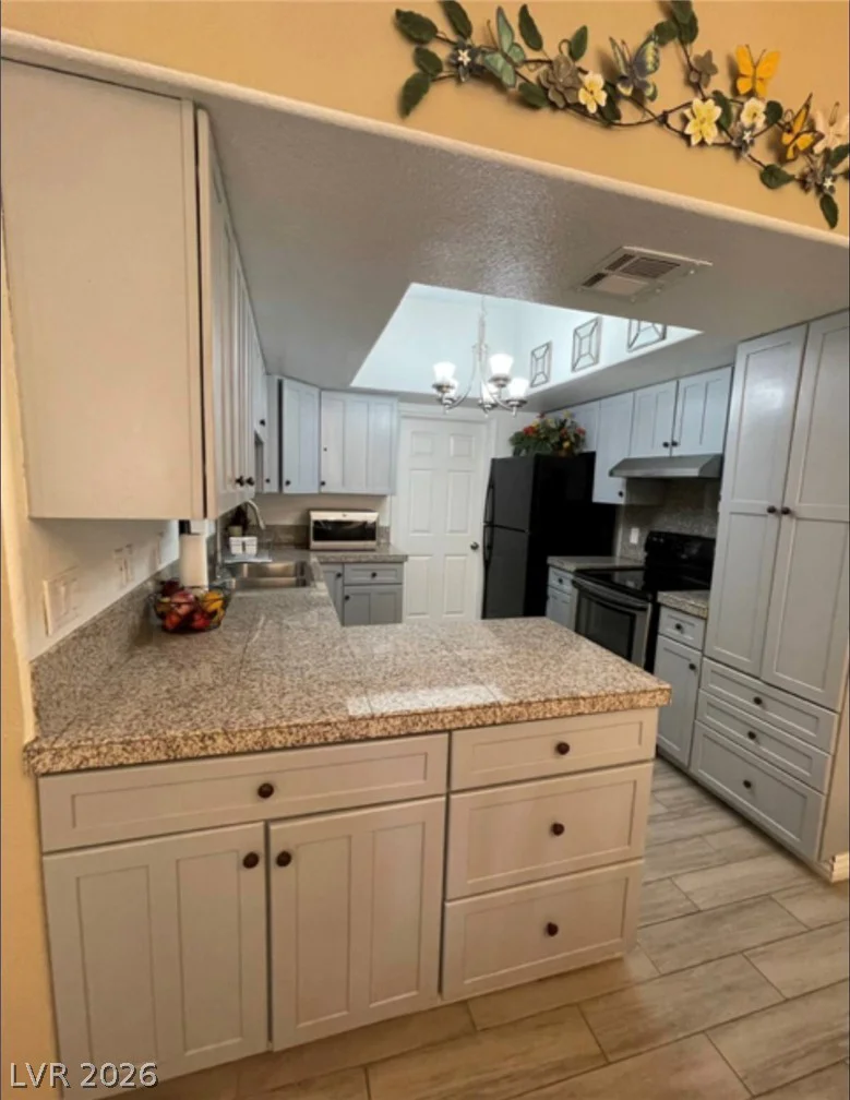 4510 Cleveland, Las Vegas, NV 89104