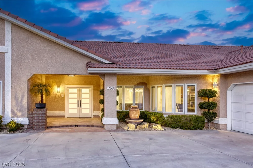 1940 Jasmine Joy, Las Vegas, NV 89117