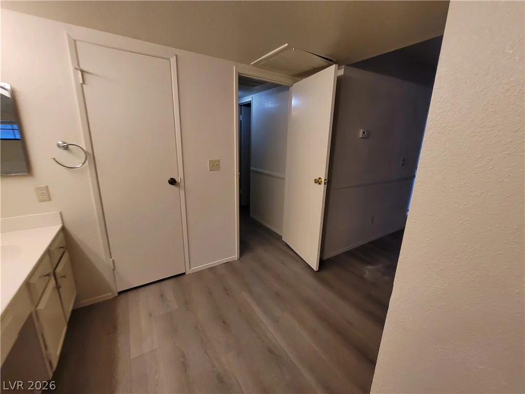 4946 MOZART, Las Vegas, NV 89146