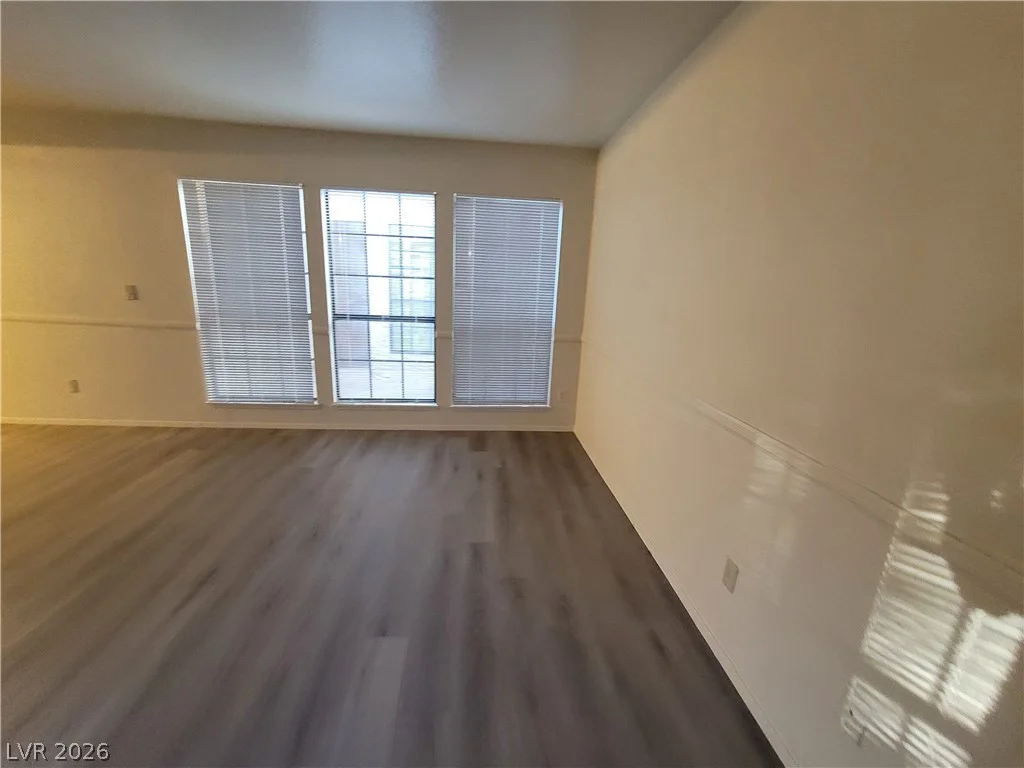 4946 MOZART, Las Vegas, NV 89146