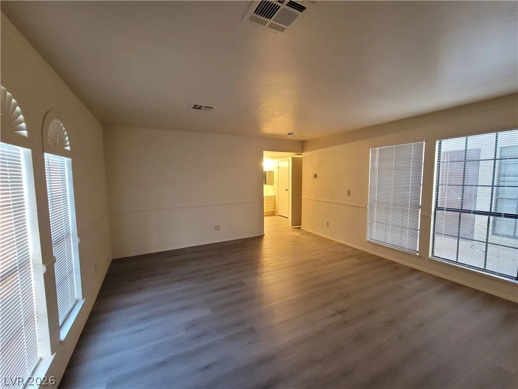 4946 MOZART, Las Vegas, NV 89146