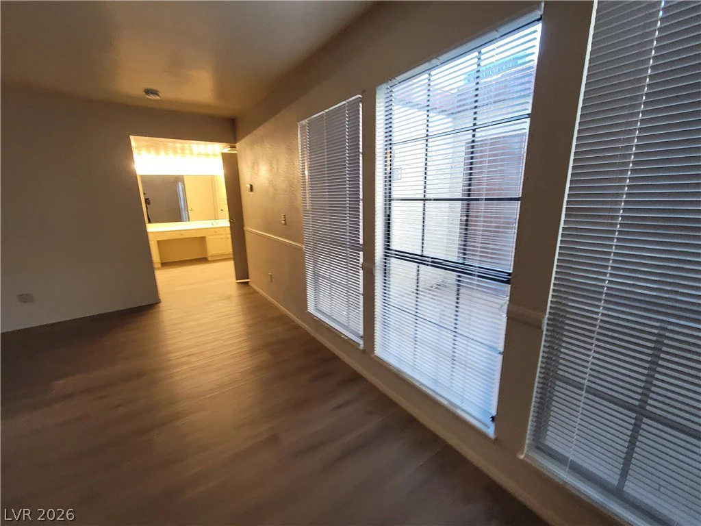 4946 MOZART, Las Vegas, NV 89146