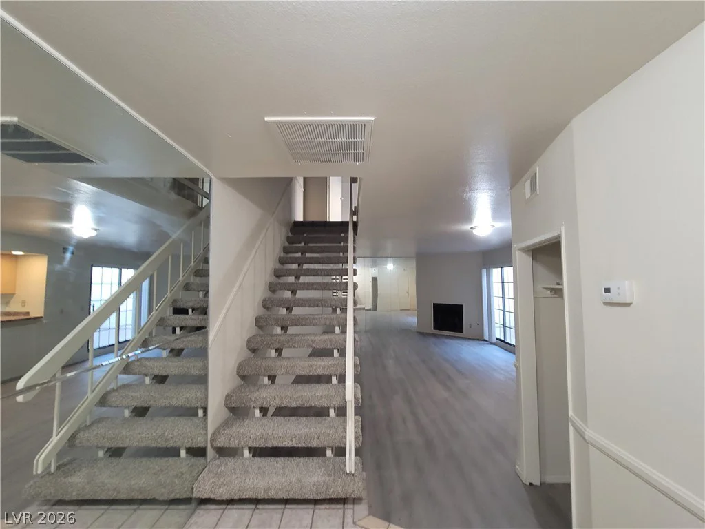 4946 MOZART, Las Vegas, NV 89146