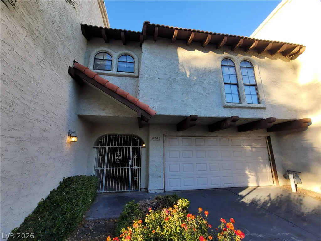 4946 MOZART, Las Vegas, NV 89146