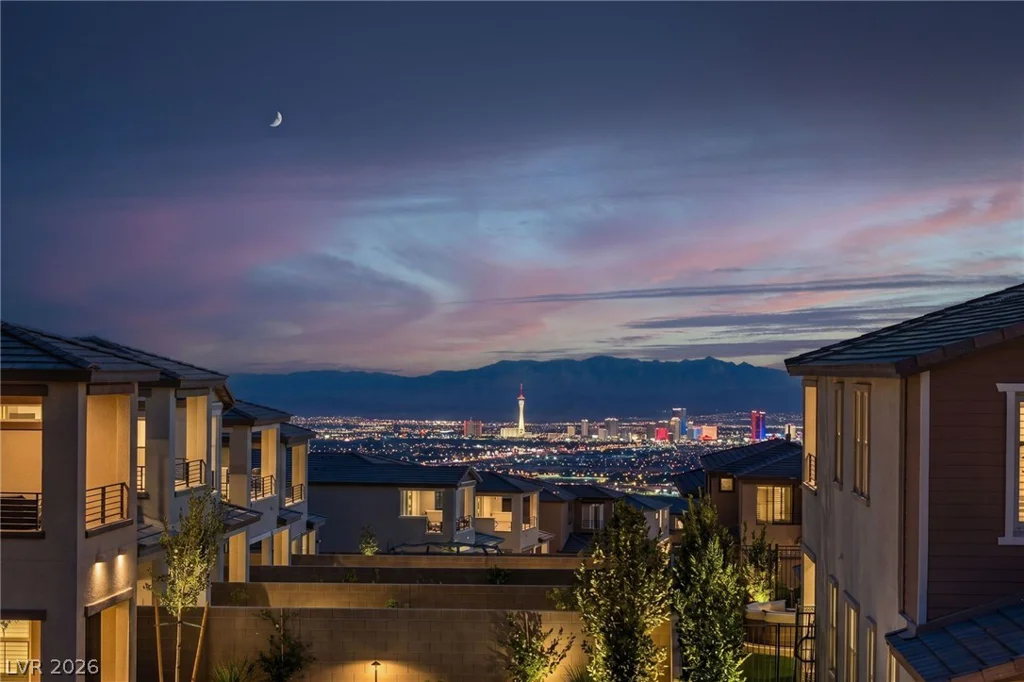 647 La Vista Acres, Las Vegas, NV 89138