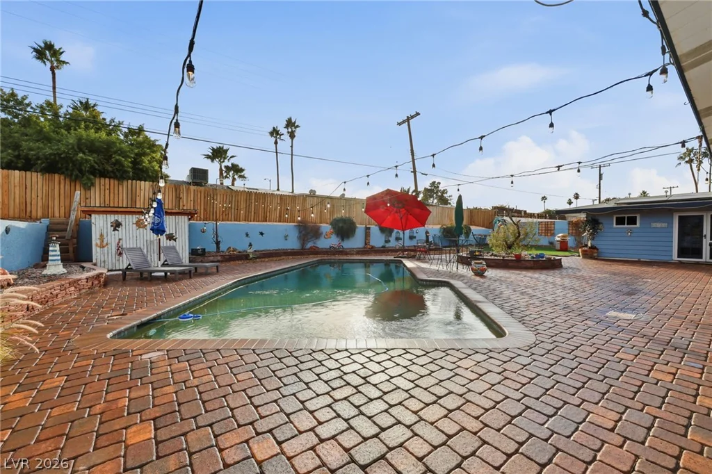 1631 Ottawa, Las Vegas, NV 89169