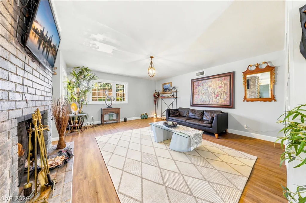 1631 Ottawa, Las Vegas, NV 89169