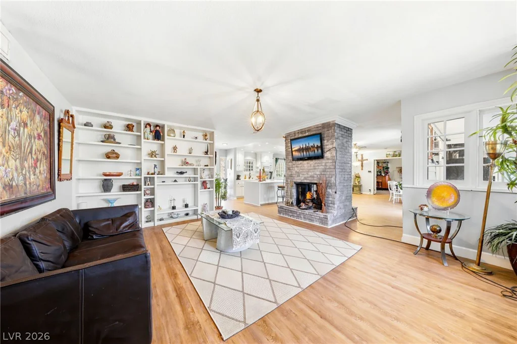 1631 Ottawa, Las Vegas, NV 89169