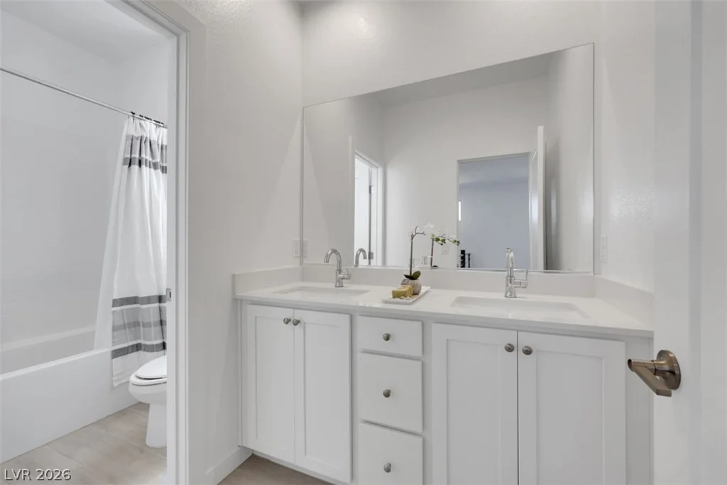 4112 Landberg, Las Vegas, NV 89141