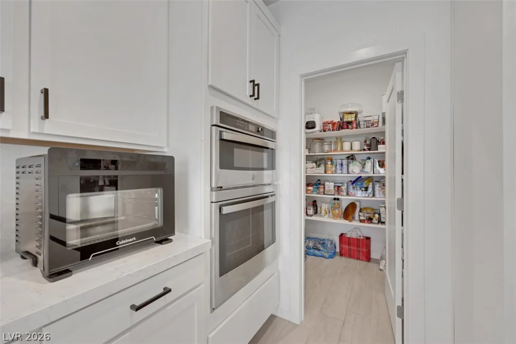4112 Landberg, Las Vegas, NV 89141