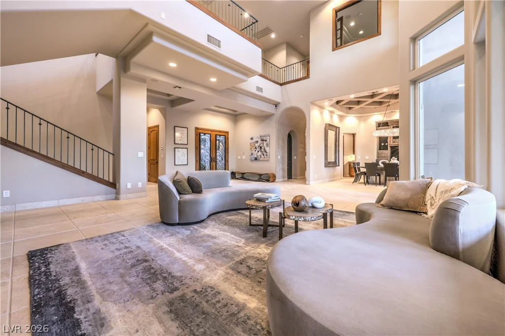 9704 Highridge, Las Vegas, NV 89134