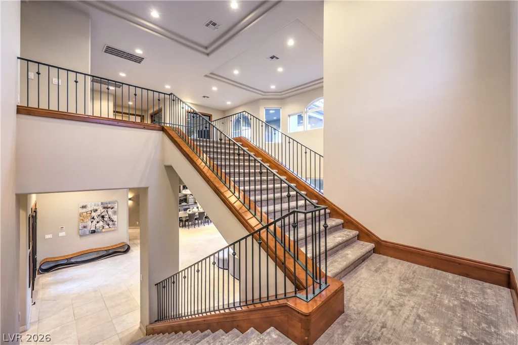 9704 Highridge, Las Vegas, NV 89134