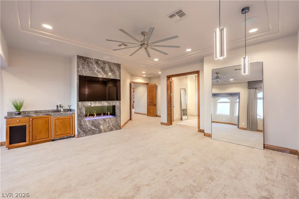 9704 Highridge, Las Vegas, NV 89134