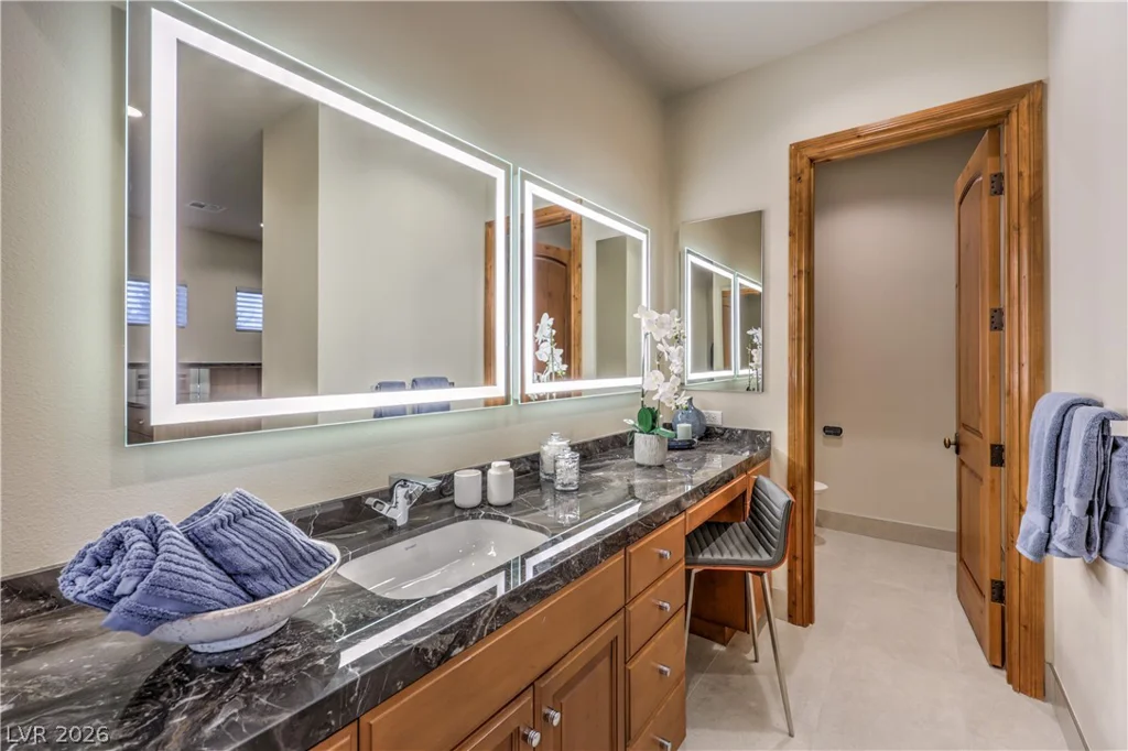 9704 Highridge, Las Vegas, NV 89134
