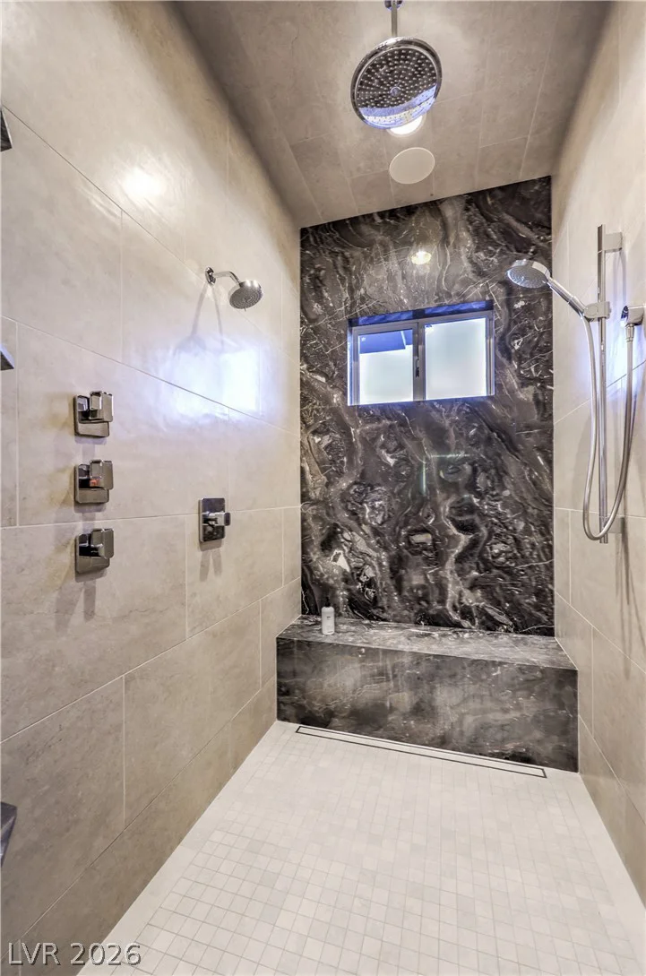 9704 Highridge, Las Vegas, NV 89134