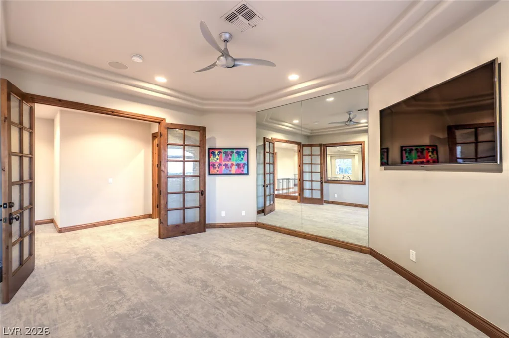 9704 Highridge, Las Vegas, NV 89134