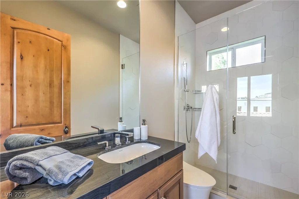 9704 Highridge, Las Vegas, NV 89134