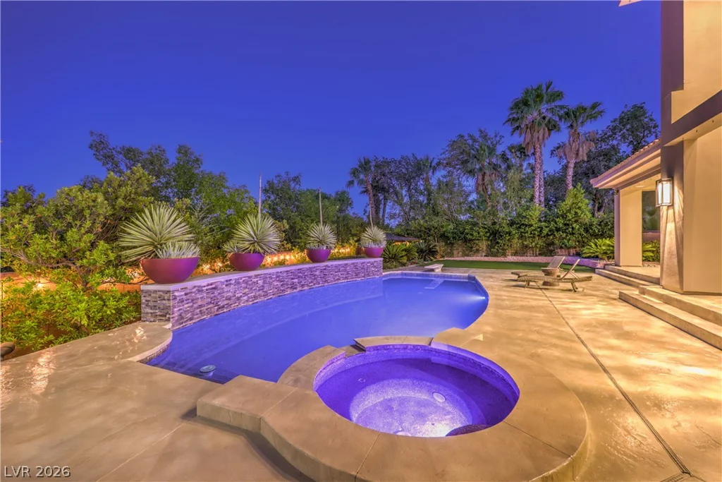 9704 Highridge, Las Vegas, NV 89134