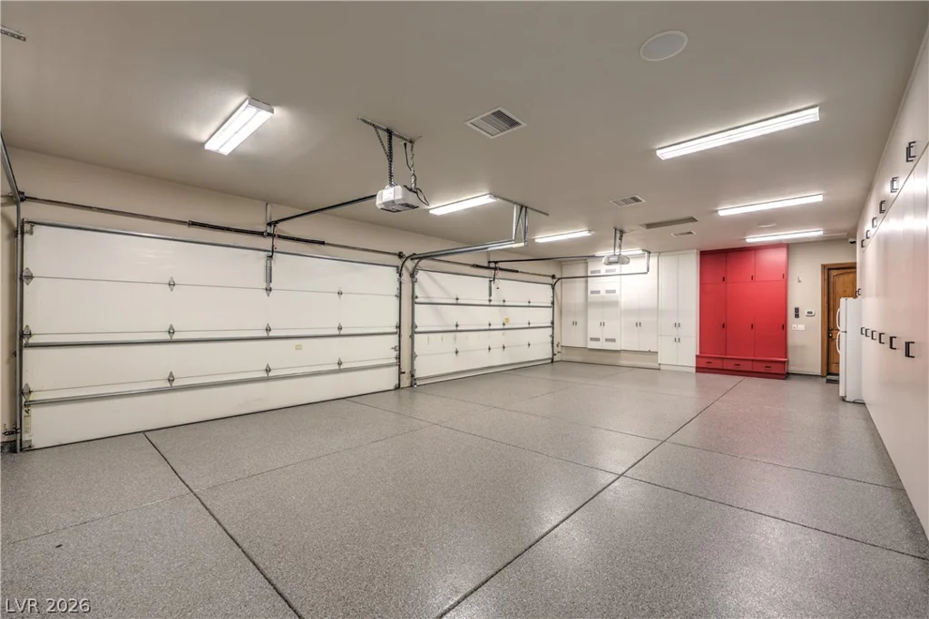 9704 Highridge, Las Vegas, NV 89134