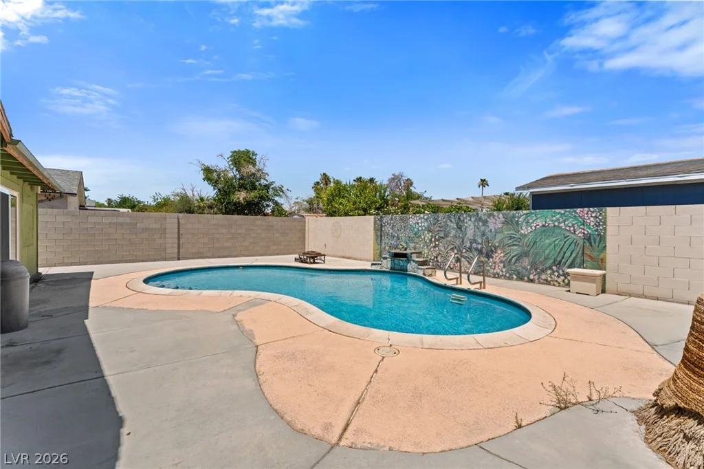 2905 Brady, Las Vegas, NV 89101