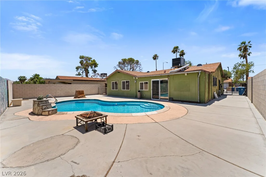 2905 Brady, Las Vegas, NV 89101