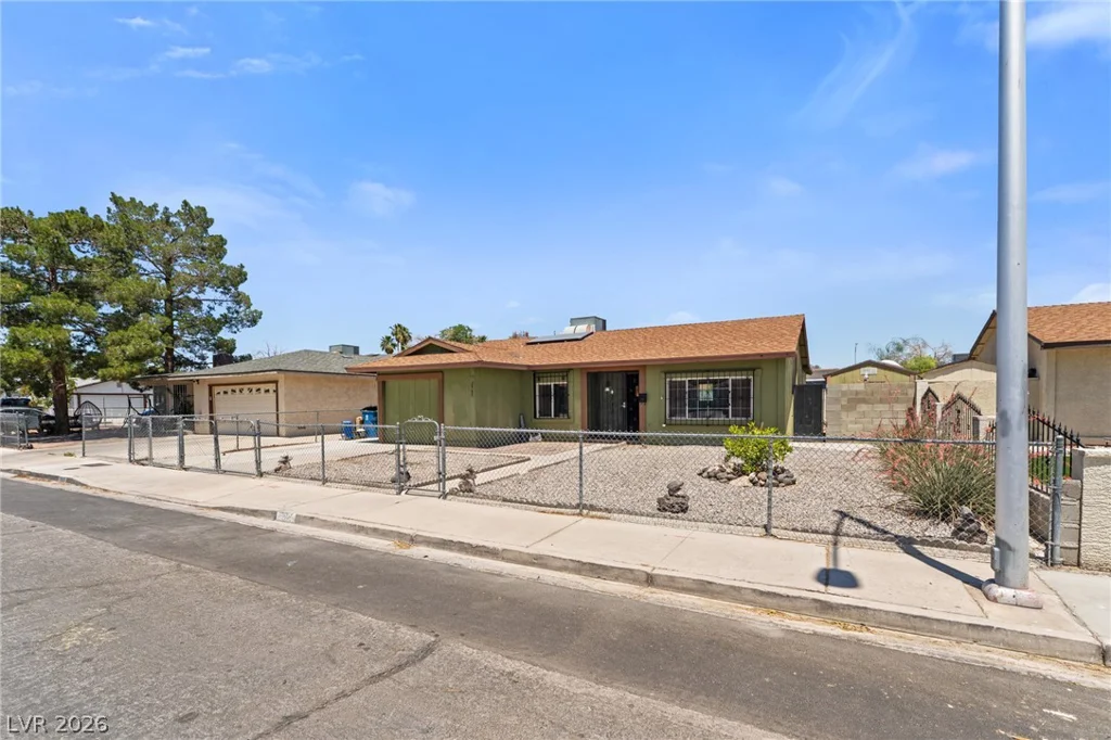 2905 Brady, Las Vegas, NV 89101