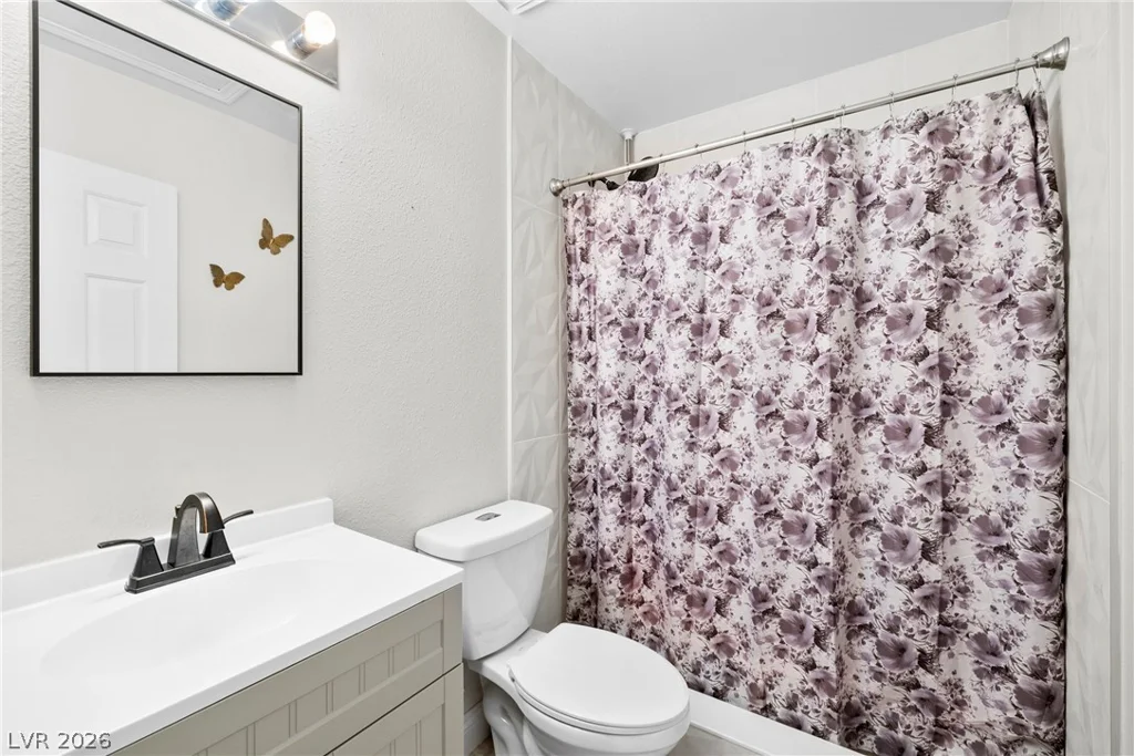 2141 Twickenham, Las Vegas, NV 89108