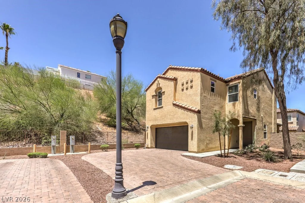 1556 Otero Valley, Henderson, NV 89074