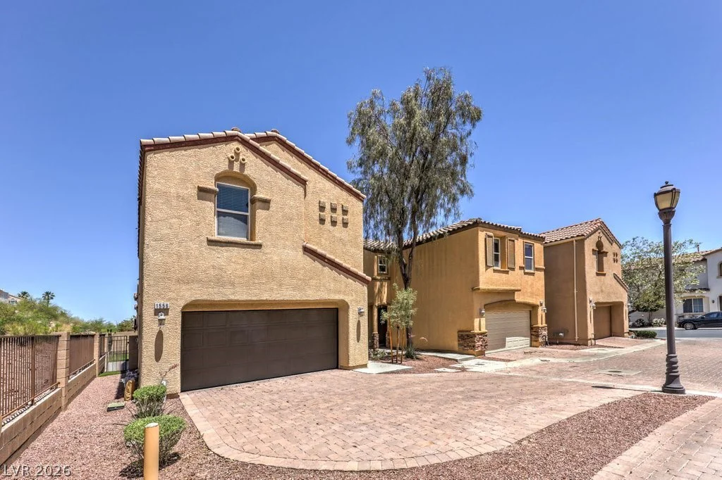 1556 Otero Valley, Henderson, NV 89074
