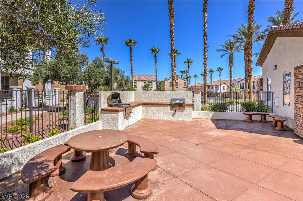 1556 Otero Valley, Henderson, NV 89074