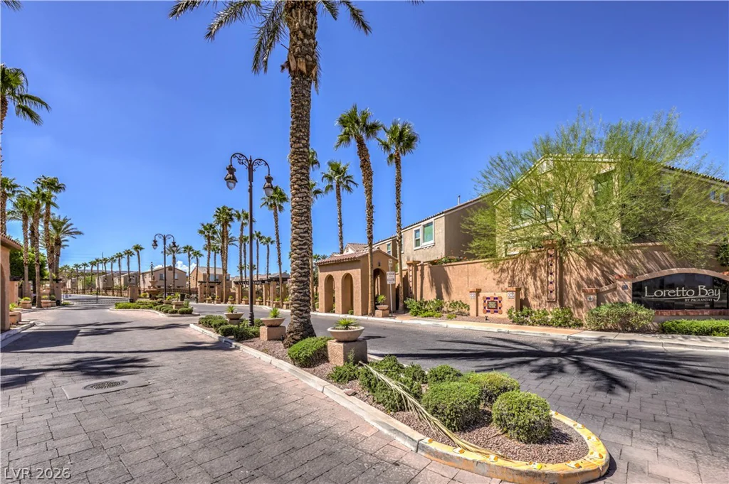 1556 Otero Valley, Henderson, NV 89074
