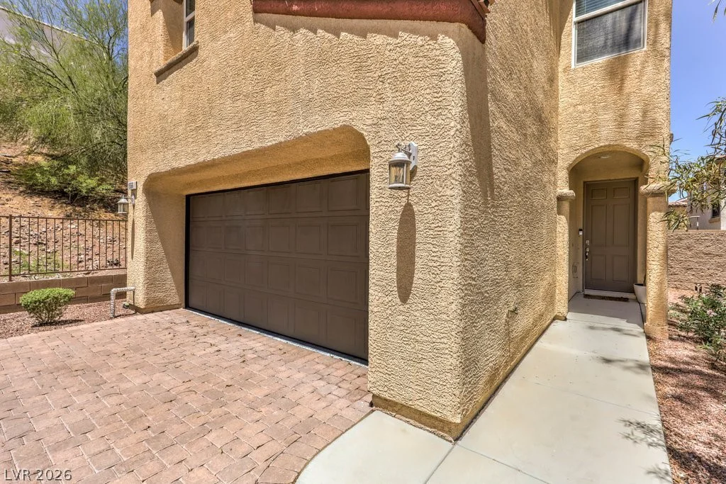 1556 Otero Valley, Henderson, NV 89074