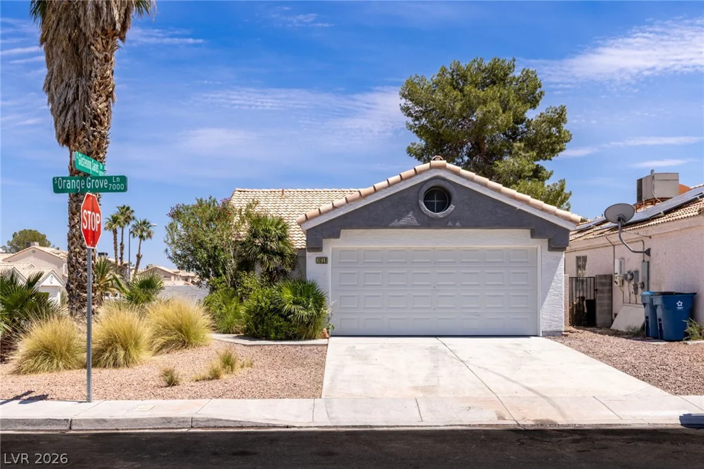 7019 Orange Grove, Las Vegas, NV 89119