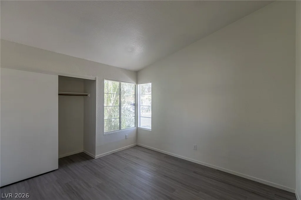 7019 Orange Grove, Las Vegas, NV 89119