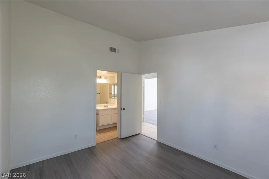 7019 Orange Grove, Las Vegas, NV 89119