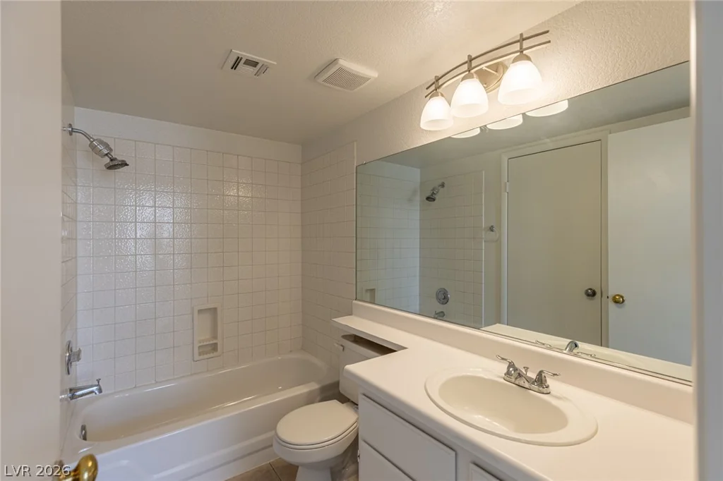 7019 Orange Grove, Las Vegas, NV 89119