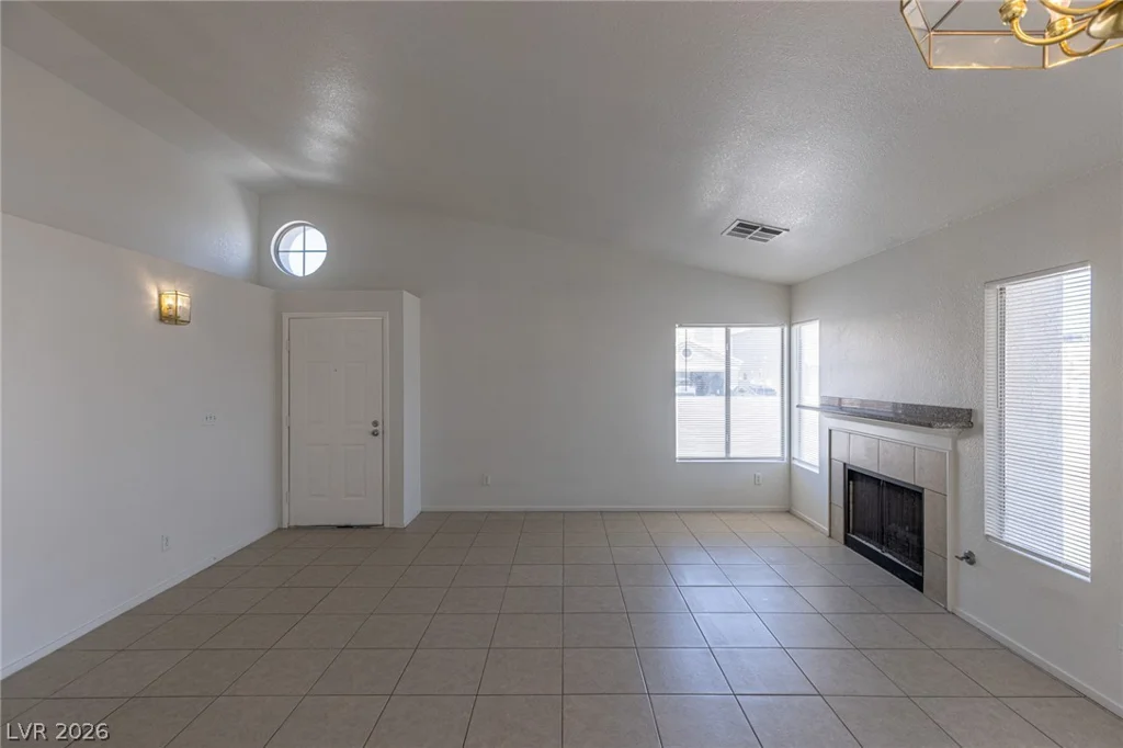 7019 Orange Grove, Las Vegas, NV 89119