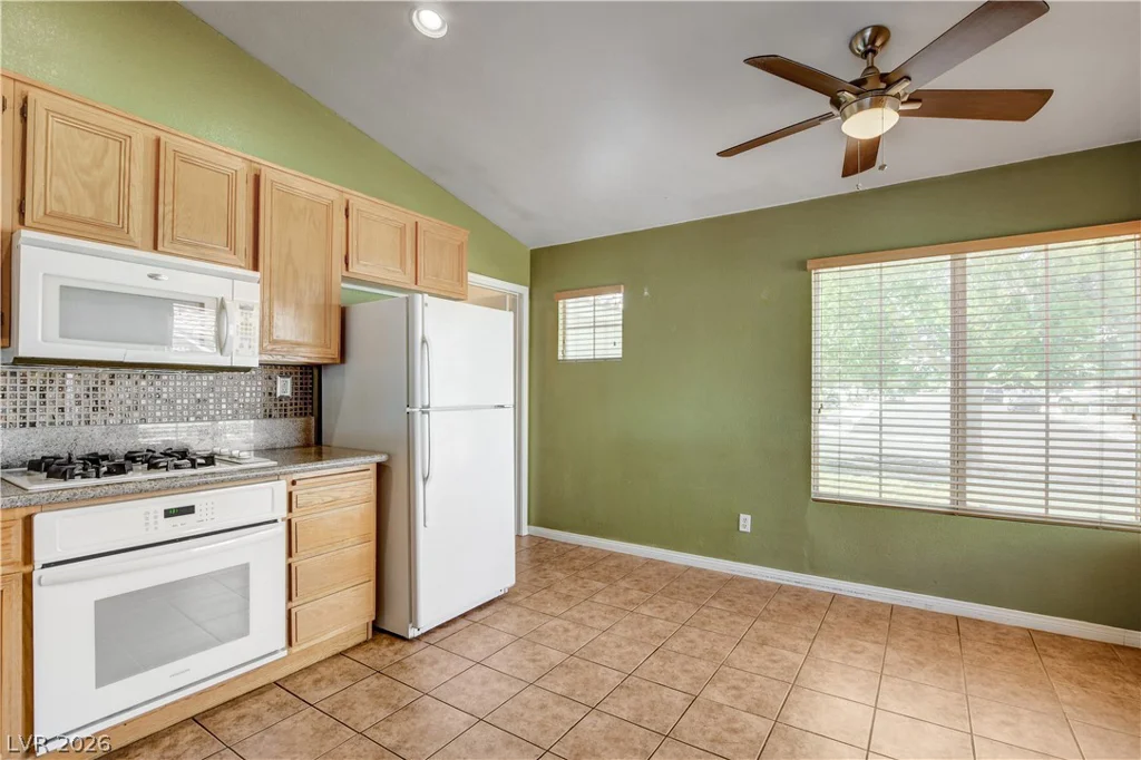 1449 Healing Waters, North Las Vegas, NV 89031
