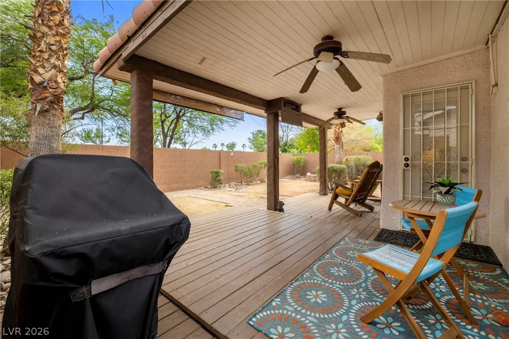 933 Park Walk, Las Vegas, NV 89123