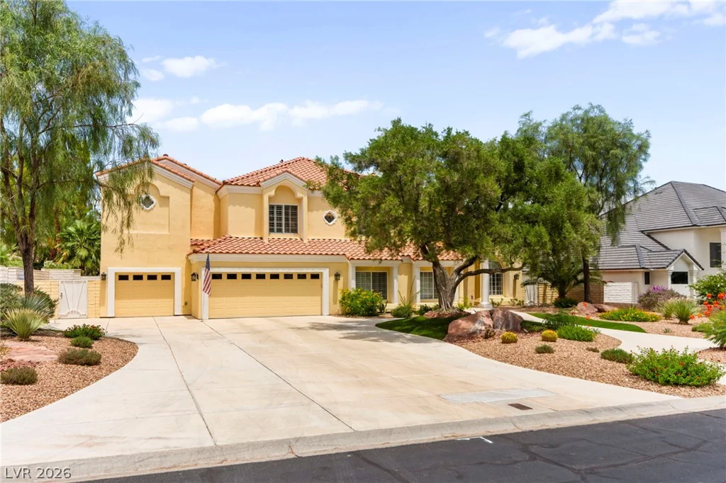 7428 Doe, Las Vegas, NV 89117