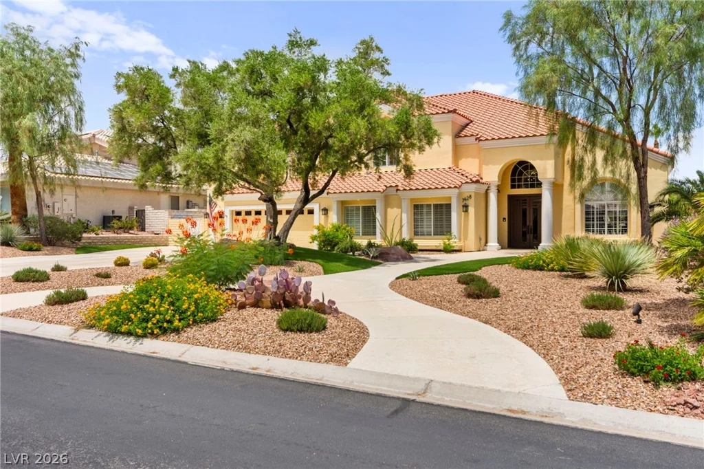 7428 Doe, Las Vegas, NV 89117
