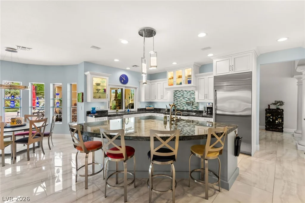 7428 Doe, Las Vegas, NV 89117