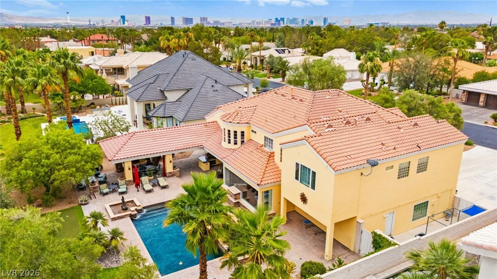 7428 Doe, Las Vegas, NV 89117