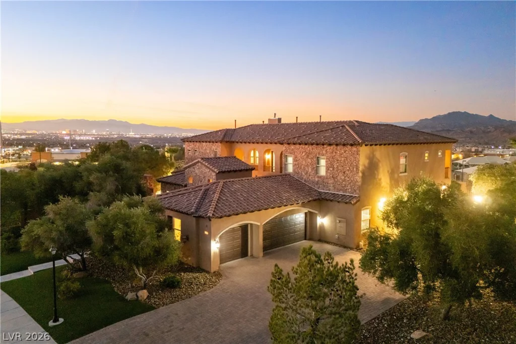 904 Calville Estates, Henderson, NV 89015