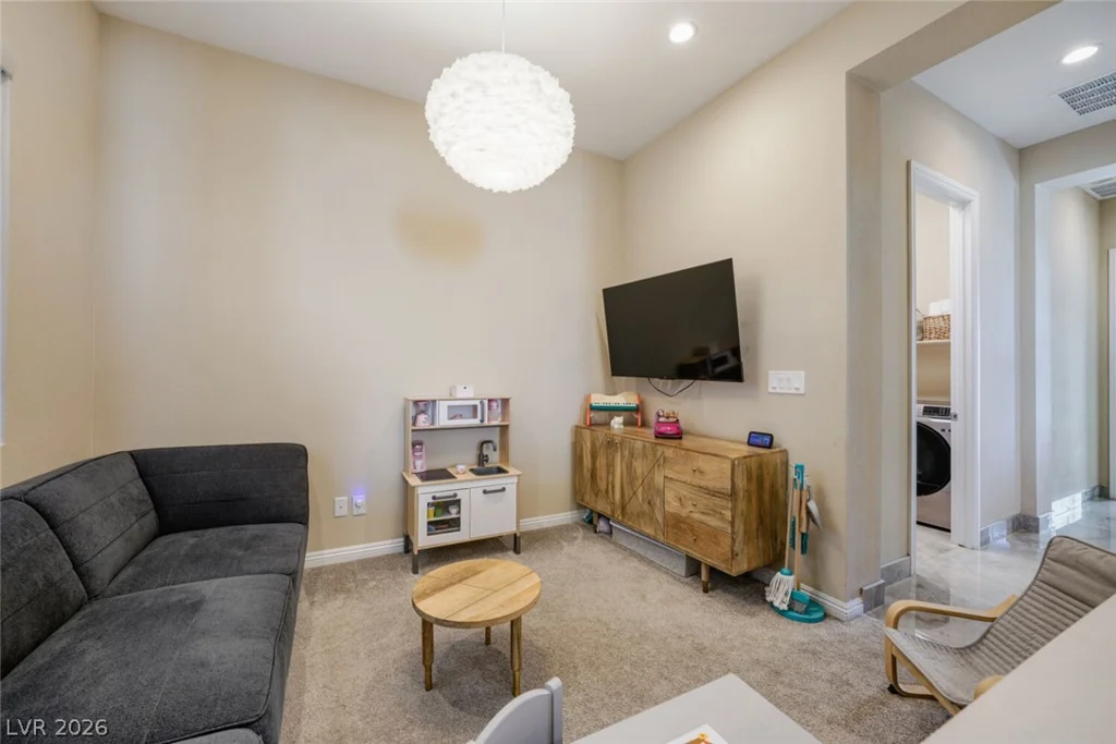 9926 Regency Canyon, Las Vegas, NV 89148