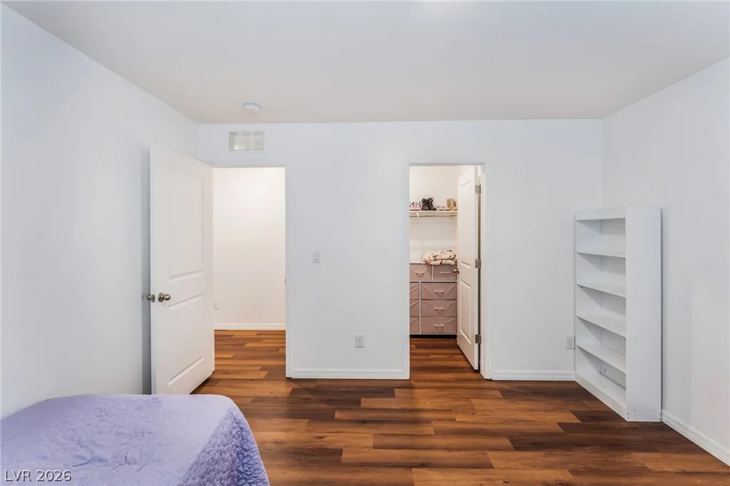1886 Neoga, Las Vegas, NV 89115