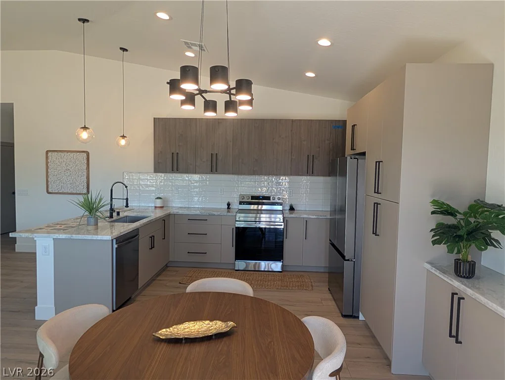 601 Nikki, Pahrump, NV 89060