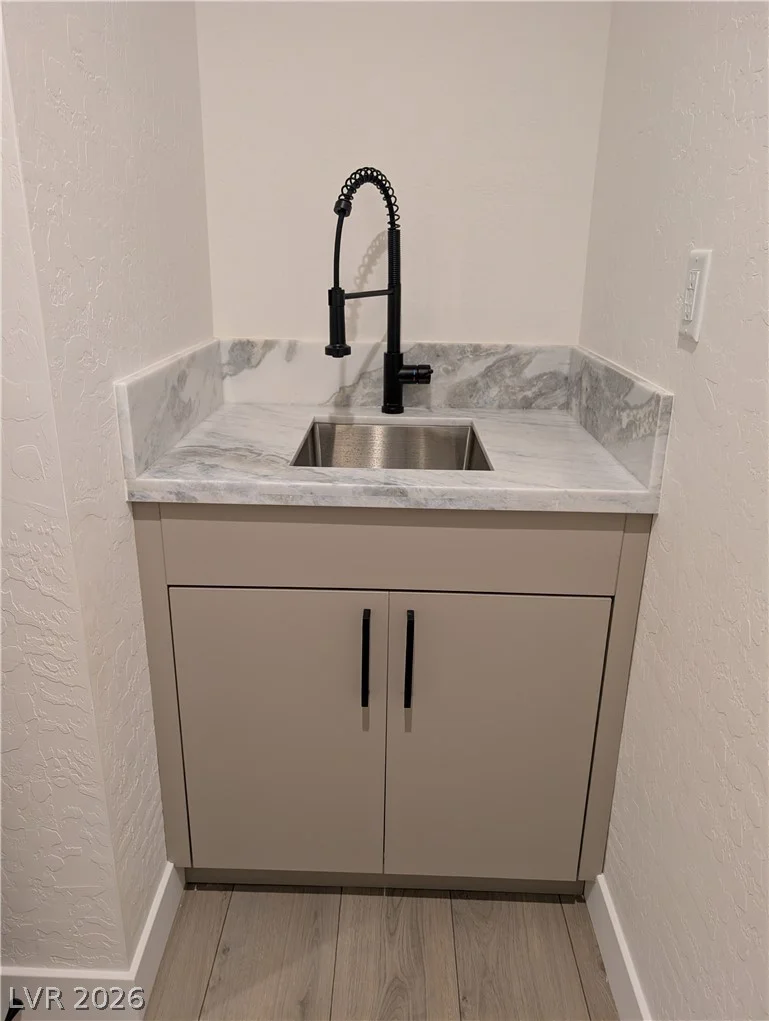 601 Nikki, Pahrump, NV 89060